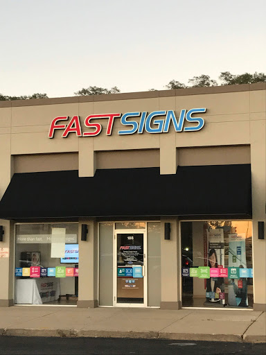 Sign Shop «FASTSIGNS», reviews and photos, 188 S Western Ave, Carpentersville, IL 60110, USA