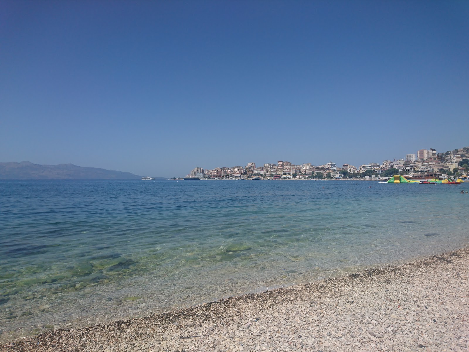 Zdjęcie Saranda beach III z przestronna plaża