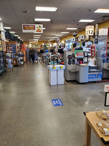 Grocery Store «Quality Food Center», reviews and photos, 22833 Bothell Everett Hwy, Bothell, WA 98021, USA