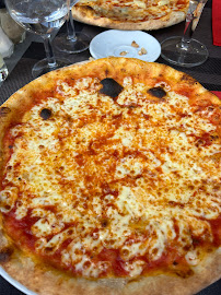 Pizza du Restaurant Pizzeria PALERMO à Saint-Ouen-sur-Seine - n°10