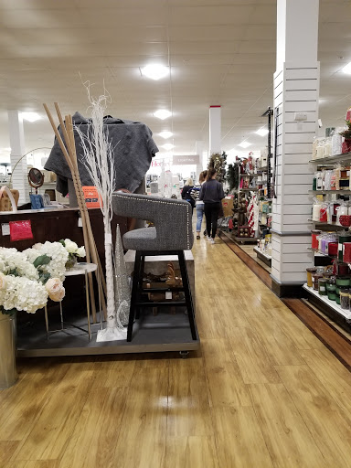 Department Store «HomeGoods», reviews and photos, 205 E Rte 59, Nanuet, NY 10954, USA