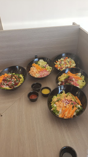 KOI sushi and bowls