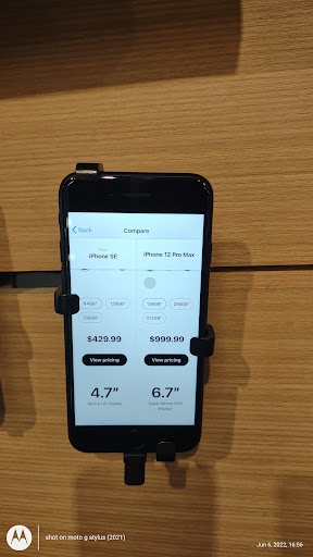 Cell Phone Store «Verizon», reviews and photos, 340 Washington St, Boston, MA 02108, USA