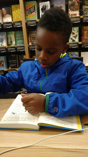 Electronics Store «Amazon Books», reviews and photos, 246 Legacy Pl, Dedham, MA 02026, USA