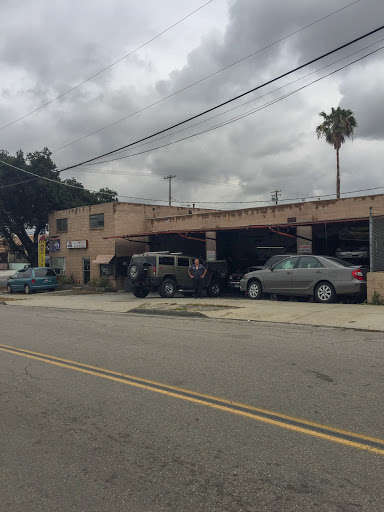 Mechanic «L&T Complete Auto Repair», reviews and photos, 2692 Main St, Riverside, CA 92501, USA
