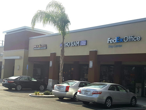 Shipping and Mailing Service «FedEx Office Ship Center», reviews and photos, 23600 Rockfield Blvd #2m, Lake Forest, CA 92630, USA