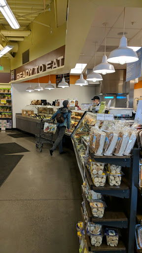 Grocery Store «New Seasons Market Hawthorne», reviews and photos, 4034 SE Hawthorne Blvd, Portland, OR 97214, USA