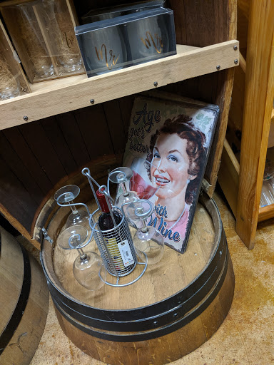 Winery «Paper Moon Vineyards», reviews and photos, 2008 State Rd, Vermilion, OH 44089, USA