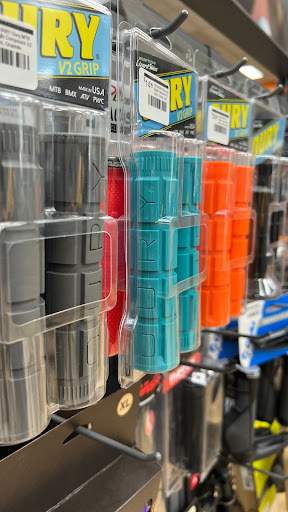 Bicycle Store «Middletown Cycling & Fitness», reviews and photos, 11519 Shelbyville Rd, Louisville, KY 40243, USA