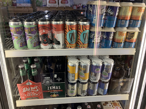 Party Store «Cornersburg Party Shop», reviews and photos, 3727 Tippecanoe Rd, Youngstown, OH 44511, USA