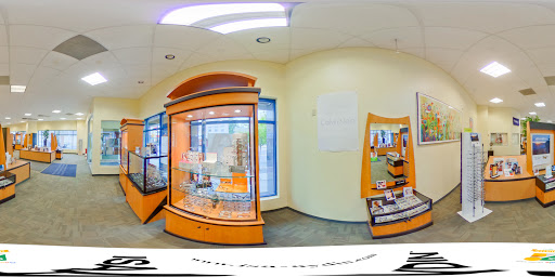 Optician «Main Eye Glass Center», reviews and photos, 1 N Washington Ave, Bergenfield, NJ 07621, USA