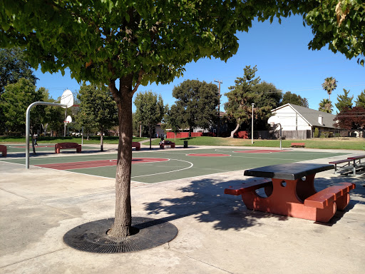 Community Center «SWANSTON COMMUNITY CENTER», reviews and photos, 2350 Northrop Ave, Sacramento, CA 95825, USA