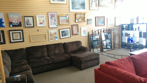 Thrift Store «Society of St. Vincent de Paul - Thunderbird Thrift Store», reviews and photos, 3547 W Thunderbird Rd, Phoenix, AZ 85053, USA