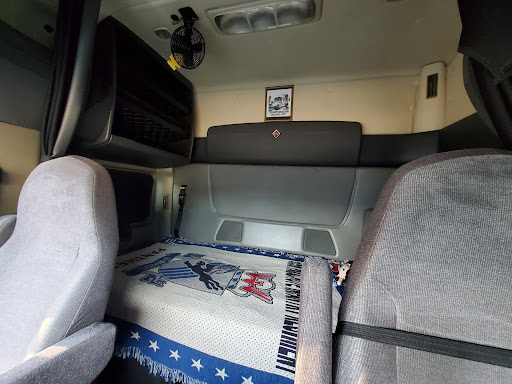 Auto Repair Shop «Circle Truck & Car Painting & Repair Center», reviews and photos, 4520 Commerce Cir SW, Atlanta, GA 30336, USA