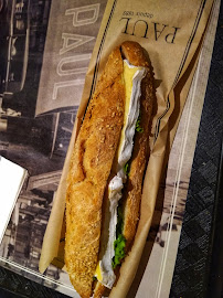 Baguette du Sandwicherie PAUL à Paris - n°9