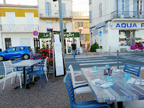 Atmosphère du Restaurant Le Jardin du Port à Vallauris - n°3
