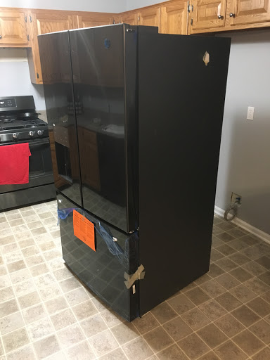 Appliance Store «Queen Appliance Wholesale - Phoenixville - Why Pay Retail?!», reviews and photos, 729 Pike Springs Rd, Phoenixville, PA 19460, USA