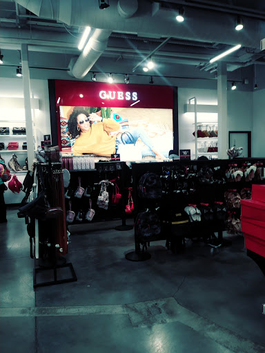 Clothing Store «GUESS Factory», reviews and photos, 100 Citadel Dr Suite 600, Commerce, CA 90040, USA
