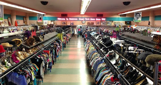 Thrift Store «The Outlet Thrift Store», reviews and photos, 1212 E Harding Way, Stockton, CA 95205, USA