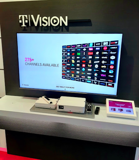 Cell Phone Store «T-Mobile», reviews and photos, 4301 Lakeview Pkwy, Rowlett, TX 75088, USA