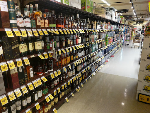 Grocery Store «Safeway», reviews and photos, 106 W. Manson Rd, Chelan, WA 98816, USA