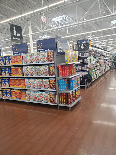 Department Store «Walmart Supercenter», reviews and photos, 4700 135th St, Crestwood, IL 60445, USA