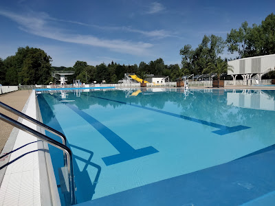 Piscine de Chalezeule à Chalezeule