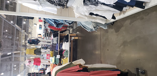 Clothing Store «Old Navy», reviews and photos, 1949 E Camelback Rd, Phoenix, AZ 85016, USA