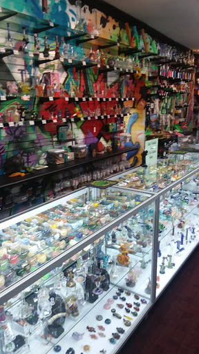 Tobacco Shop «Underground Culture Smoke Shop», reviews and photos, 4 Main Rd, Tiverton, RI 02878, USA