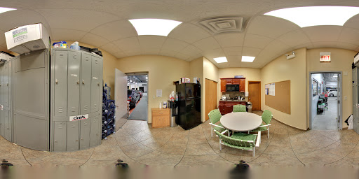 Auto Repair Shop «Infinitech Auto Service», reviews and photos, 1850 N Elston Ave, Chicago, IL 60642, USA