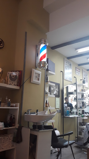 Mayal Barber Shop en Pola de Siero, Oviedo