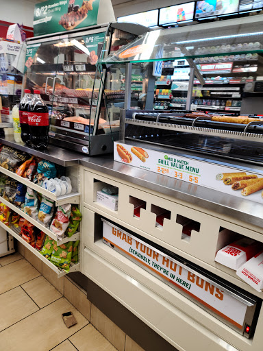 Convenience Store «7-Eleven», reviews and photos, 1115 Crestview Dr, Herndon, VA 20170, USA
