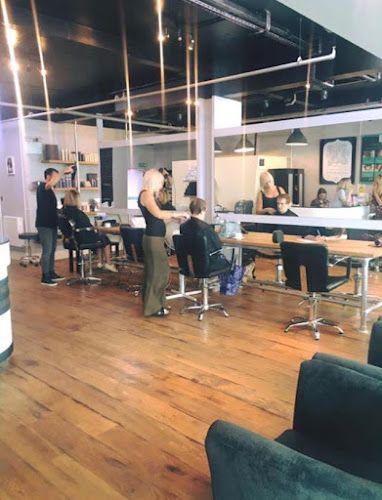 Reviews of XS Hair and Beauty in Leeds - Barber shop