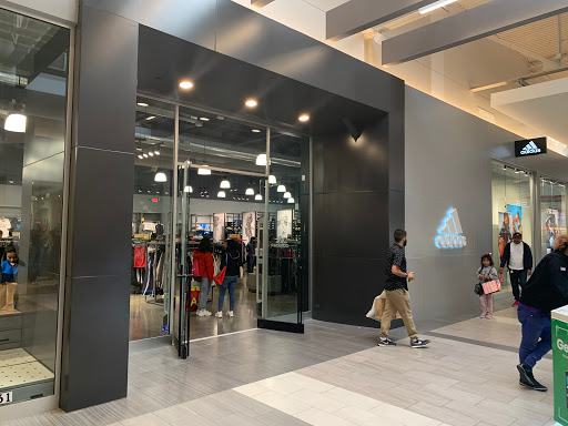 Shoe Store «Adidas», reviews and photos, 447 Great Mall Dr #556, Milpitas, CA 95035, USA