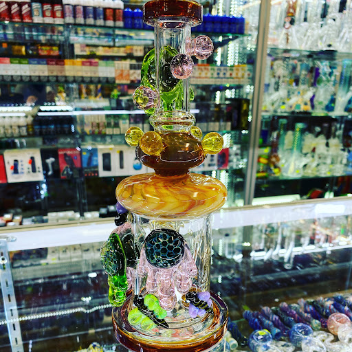 Tobacco Shop «J & J Tobacco», reviews and photos, 3273 Berlin Turnpike, Newington, CT 06111, USA