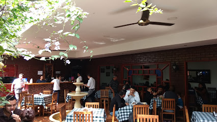 Restaurante Los Balcones - Cl. 14, Soacha, Cundinamarca, Colombia