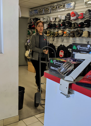 Used Car Dealer «Stevens Creek Toyota Certified Used Cars», reviews and photos, 380 Kiely Blvd, San Jose, CA 95129, USA