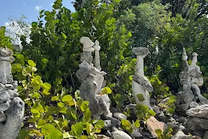 Seafloor sculptures image
