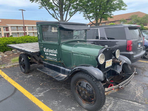 Family Restaurant «Colonial Cafe - St Charles East», reviews and photos, 1625 E Main St, St Charles, IL 60174, USA
