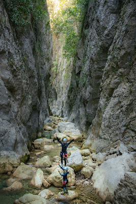 Oxygen Aventure : Canyoning, Rafting, Via Ferrata, Spéléologie dans les Pyrénées Orientales et l'Aude à Saint-Paul-de-Fenouillet