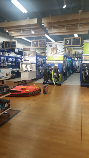 Marine Supply Store «West Marine», reviews and photos, 17641 Biscayne Blvd, Aventura, FL 33160, USA