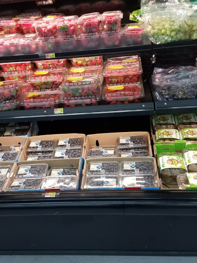 Shopping Mall «Eastport Plaza Shopping Center», reviews and photos, 4000 SE 82nd Ave, Portland, OR 97266, USA