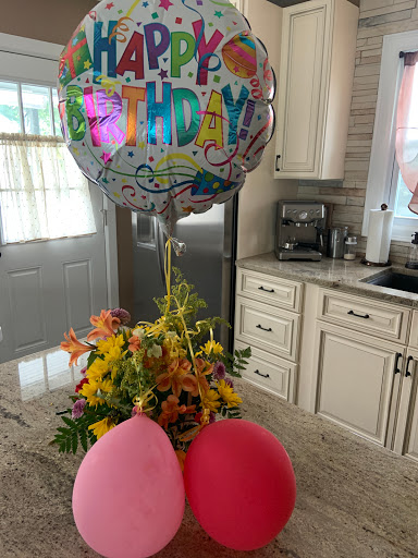 Florist «Cliff Garden Florist», reviews and photos, 13-09 Saddle River Rd, Fair Lawn, NJ 07410, USA