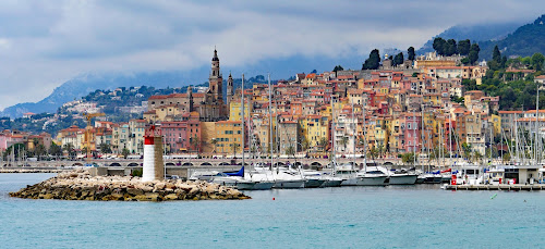 Magasin d'antiquités Antiquaire Laurent Secula Antibes