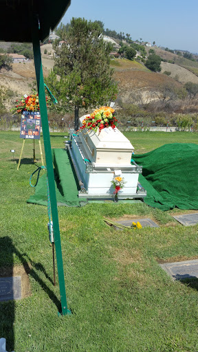 Funeral Home «Forest Lawn - Covina Hills», reviews and photos, 21300 Via Verde Drive, Covina, CA 91724, USA