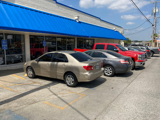 Thrift Store «Goodwill Store and Donation Center», reviews and photos, 3401 Fredericksburg Rd, San Antonio, TX 78201, USA