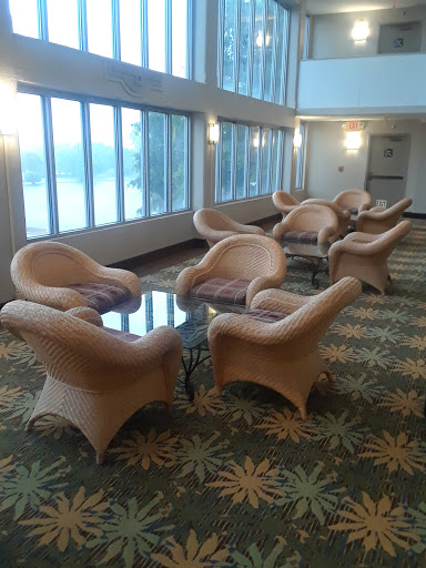 Hotel «Embassy Suites by Hilton Brunswick», reviews and photos, 500 Mall Blvd, Brunswick, GA 31525, USA