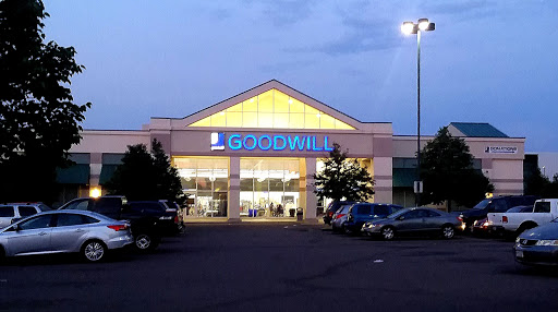 Goodwill Store & Career Connection Center - Stapleton, 7797 E 36th Ave, Denver, CO 80238, USA, 