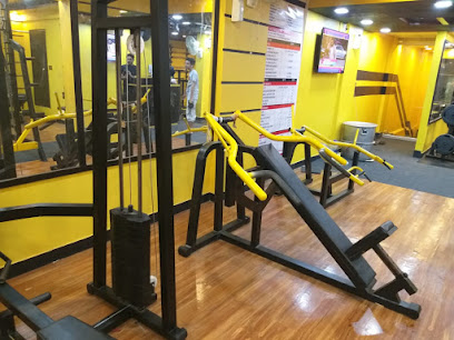 Gym Shim - W4H7+56G, New Rd Service Ln, Block 1 Gulistan-e-Johar, Karachi, Karachi City, Sindh, Pakistan