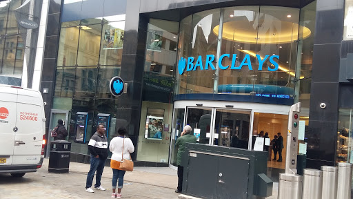 Barclays bank branches in Leeds